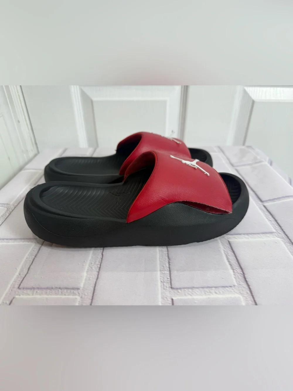Jordan Red & Black Slide Sandals Youth Size 7Y | Comfortable Casual Slides